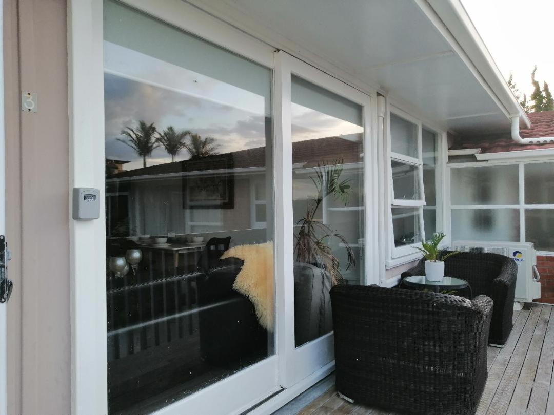 Centre Takapuna 2 Beds & Garage & Netflix Auckland Exterior photo